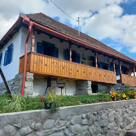 Nyaraló Siklód. Botond Panoráma Kulcsosház